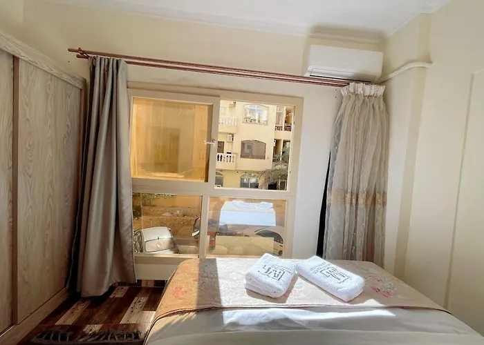 West Side Village 2br El Mamsha *